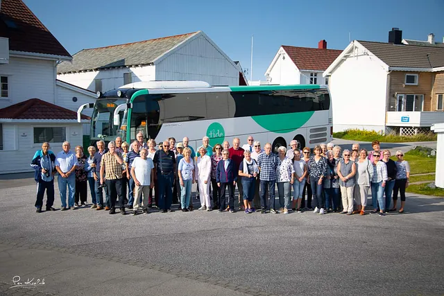 Illustrasjon av busstur